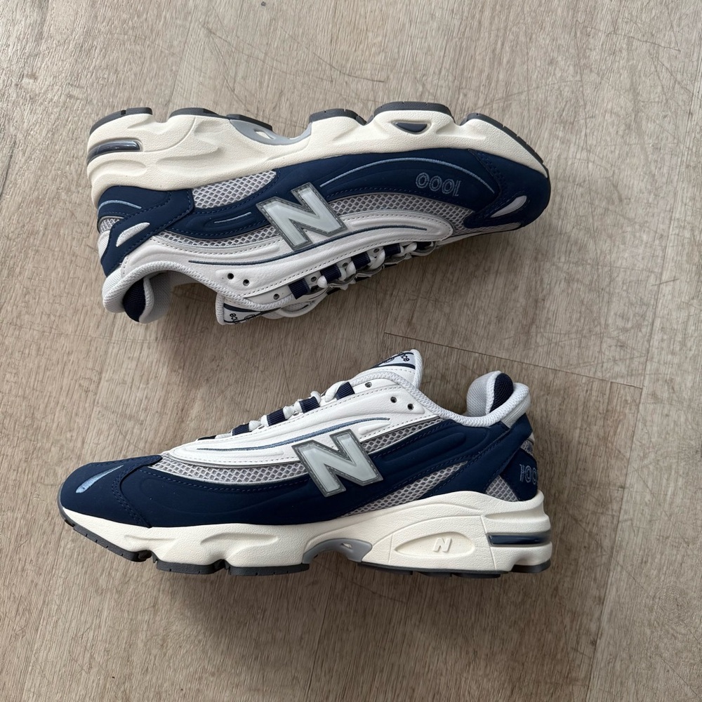 New Balance 1000 ‘Navy Sea Salt’ M1000MEN Size 5.5 & 8 New